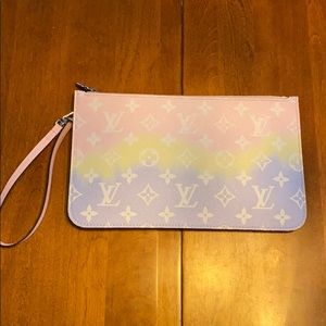 LV-pastel escale neverfull pouch 🦄